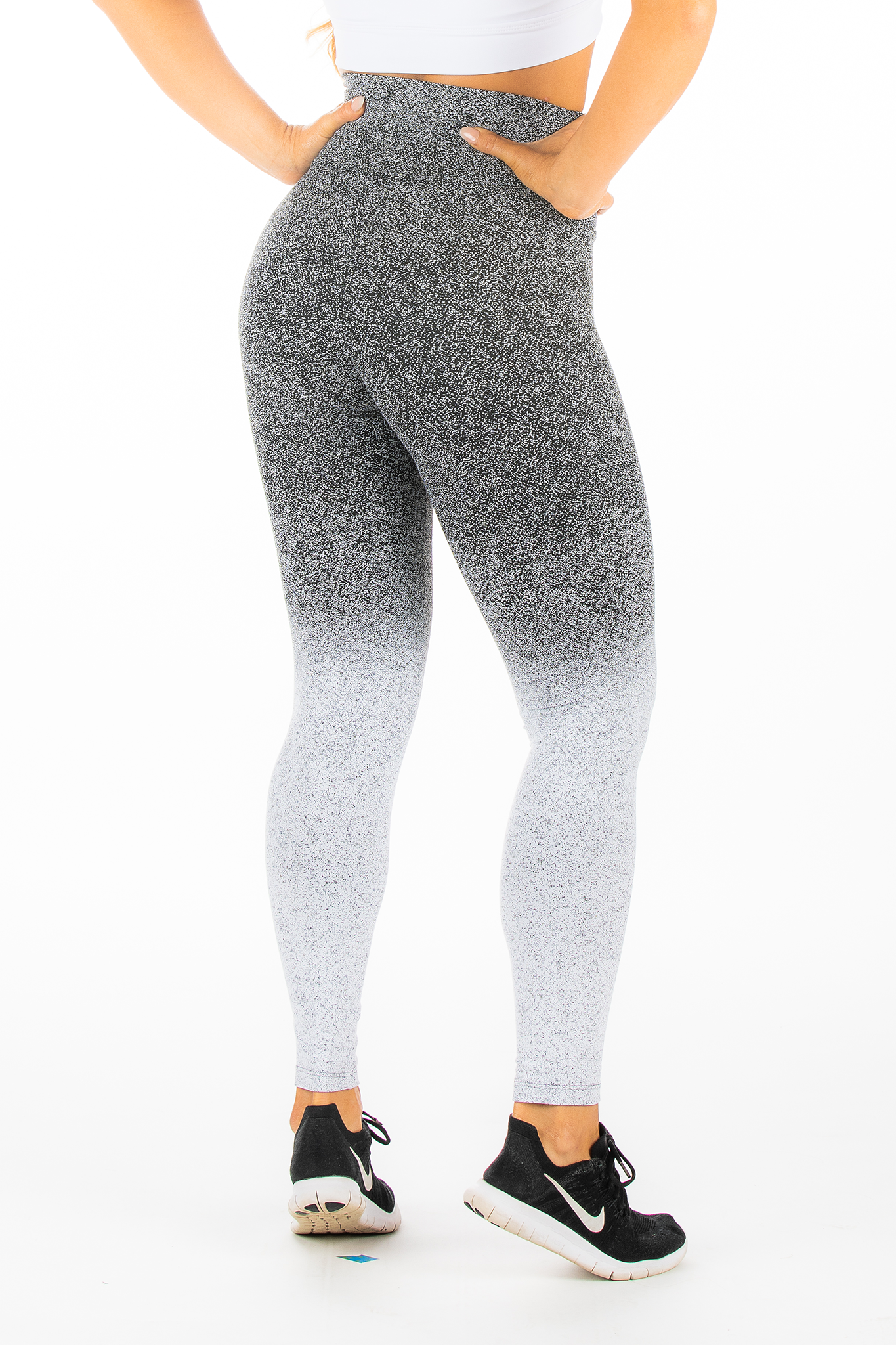 Legging Cintura Alta Degradê Preto/Branco - ZADFIT